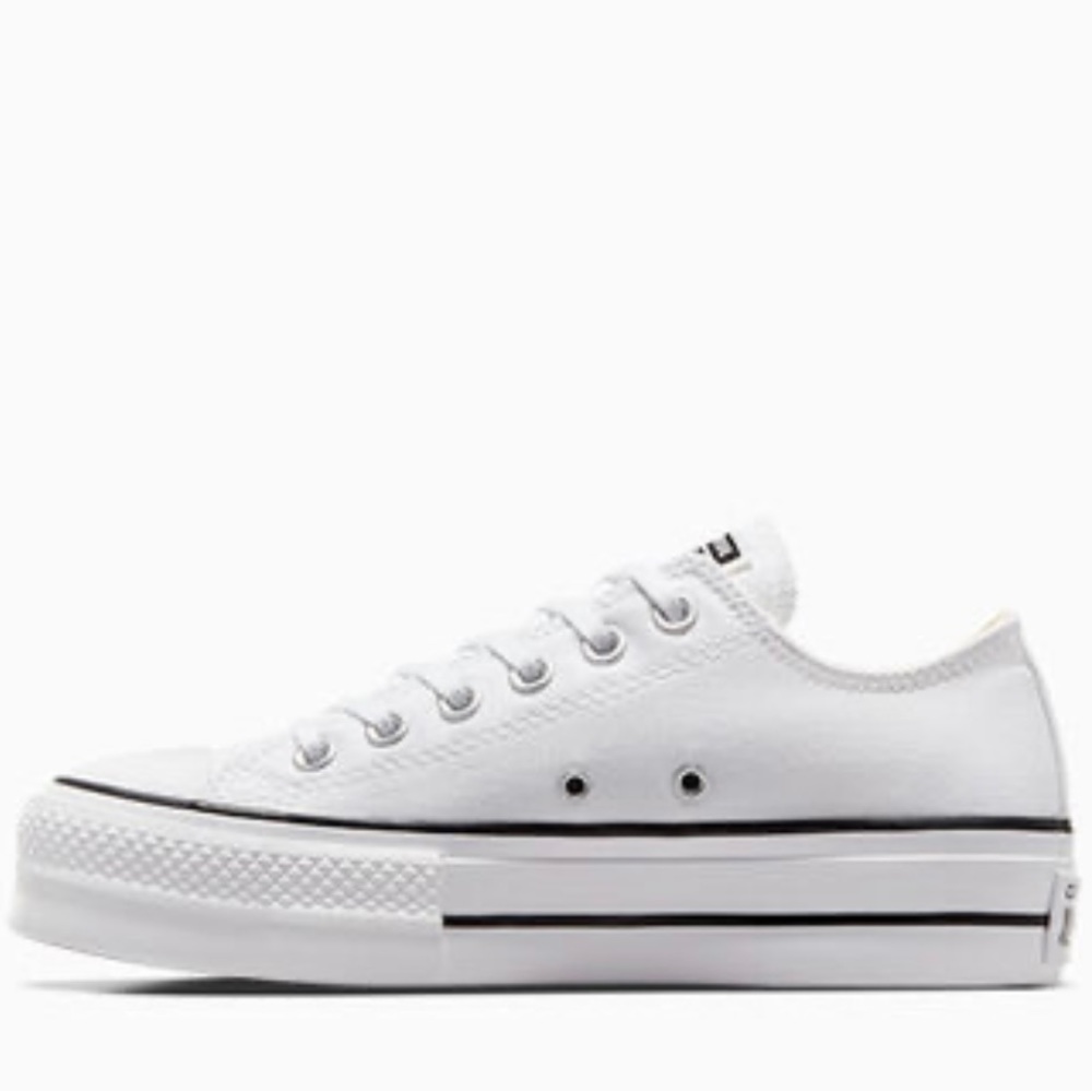 Converse lift. Chuck taylors. Worn ONCE
